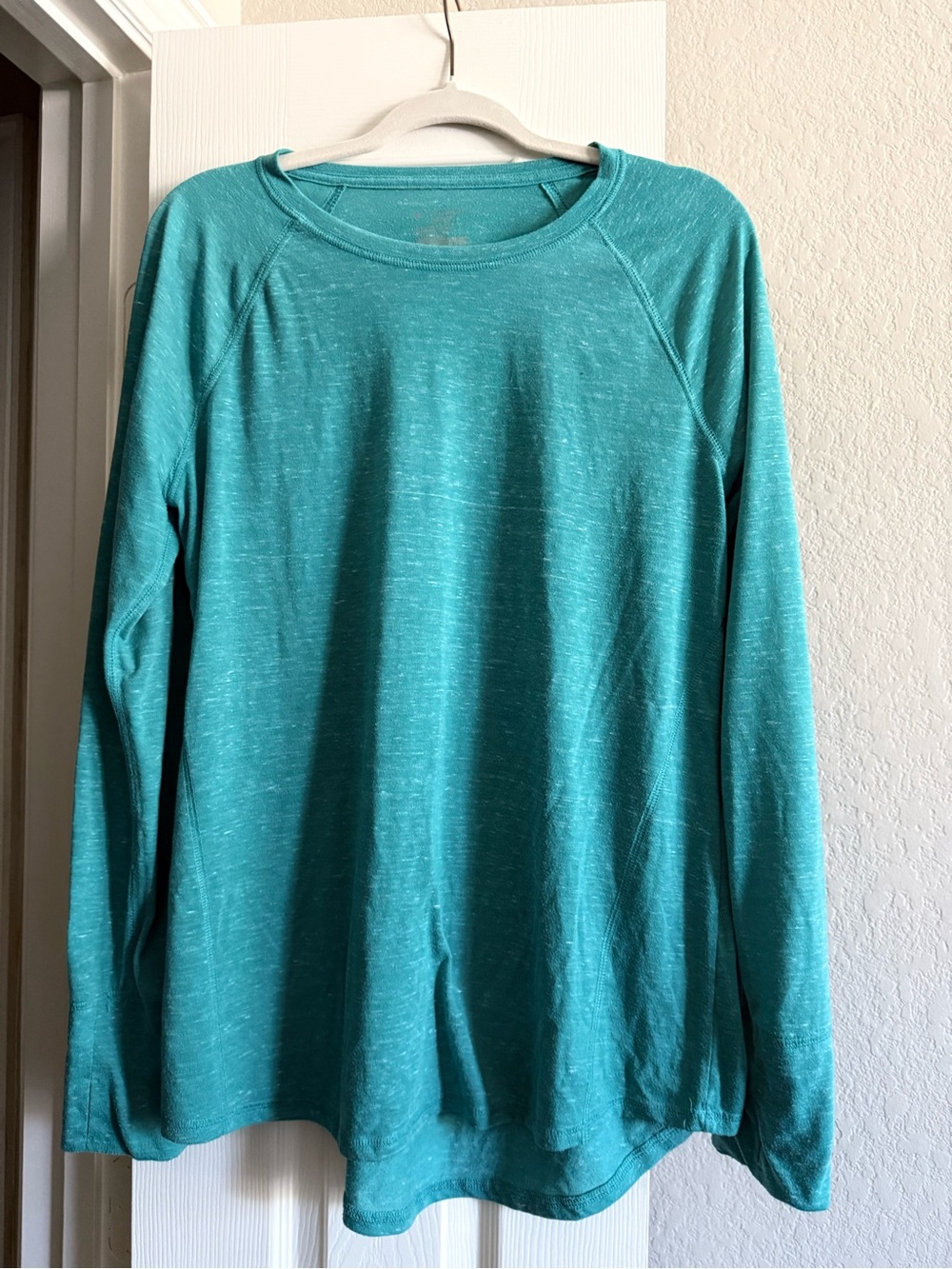 tek gear Women's Long Sleeve Tee Teal